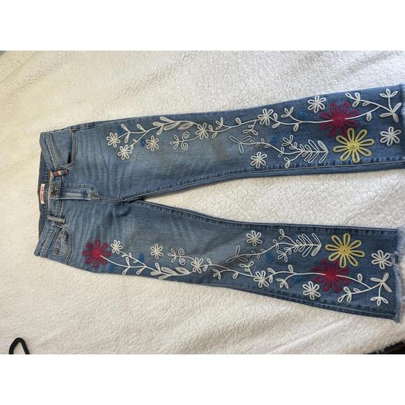 Johnny Was Denim - Johnny Was Jeans “The Cropped Baby Boot” Sz 25 Midrise Embroidered Floral